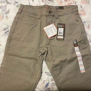 5.11 Tactical Men’s Defender Flex Pants 32x30 NWT